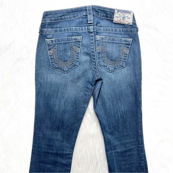True Religion Straight Leg Low Rise Medium Wash Logo Embroidered Jeans - Picture 5 of 10